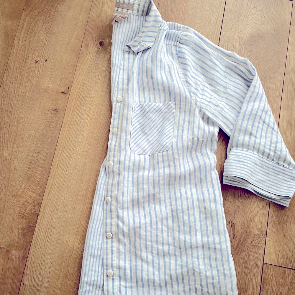 100% Linen Chico's Blue and White Striped Casual Button Down Shirt